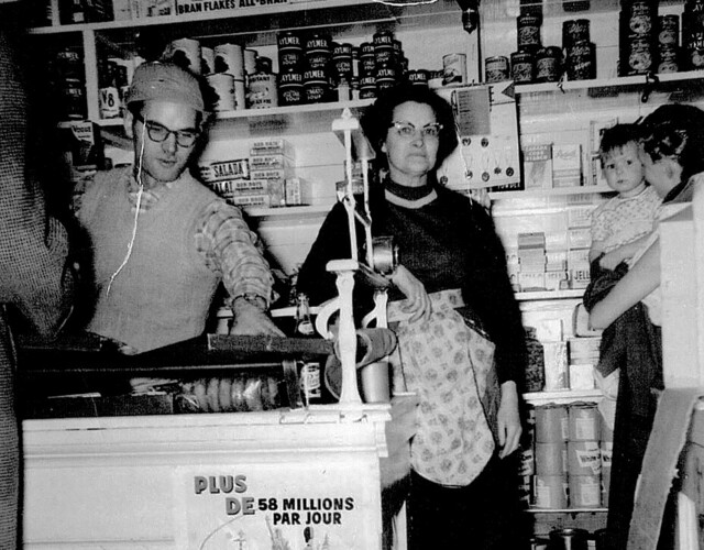 Au magasin général de Marcel Lafontaine et de Clémence Fortier