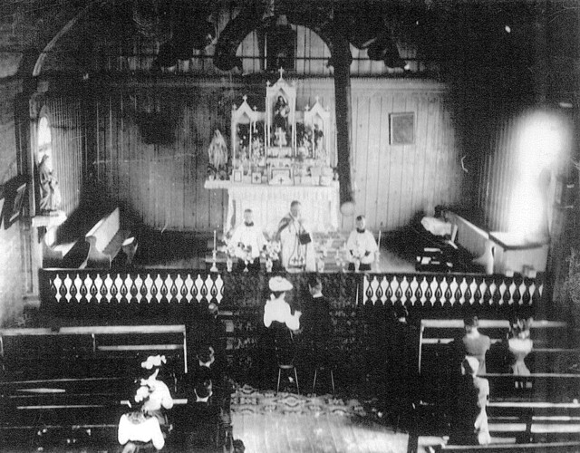 Mariage à la première église de Piopolis