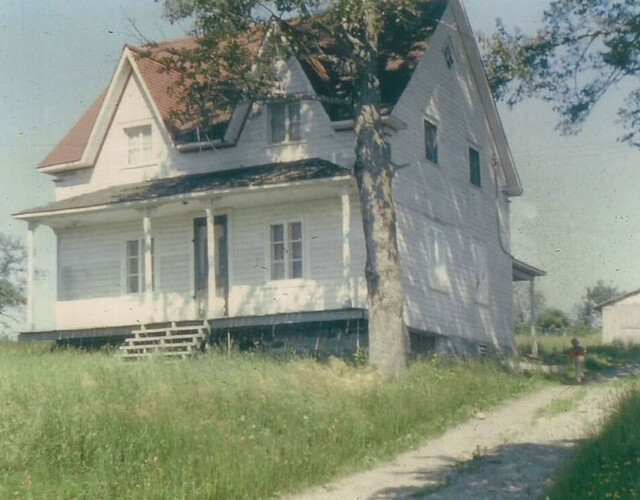 Maison familiale, chemin du Vieux Village